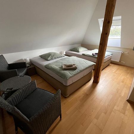 Doppelzimmer-Bad-Kuehlschrank-Tv-19 Meine Exterior photo