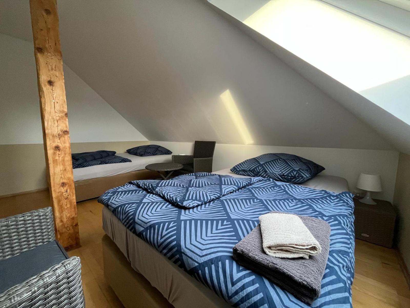 Doppelzimmer-Bad-Kuehlschrank-Tv-19 Meine Exterior photo